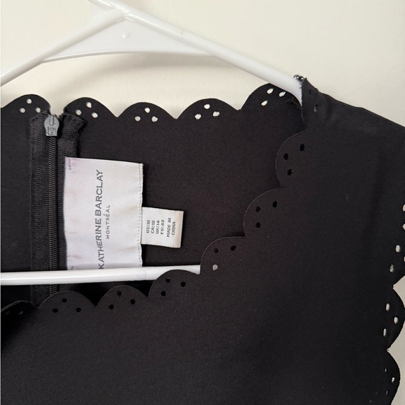 Elegant Little Black Dress - Picture 5 of 5